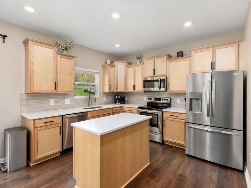 504 Danbury Drive , Lancaster, OH 43130 Photo 7