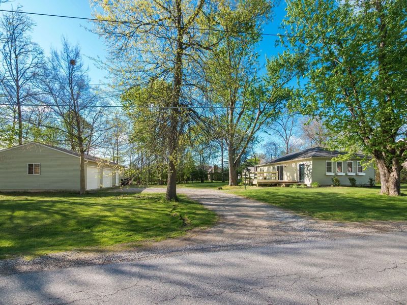 139 W Hiawatha Drive , Powell, OH 43065 Photo 3