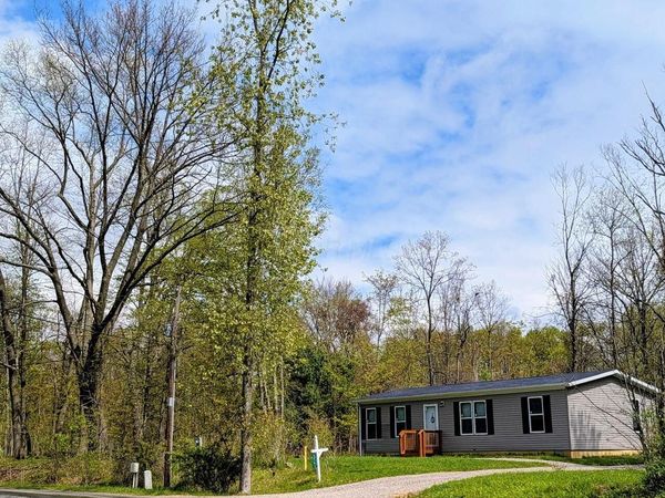7326 State Route 19, Unit 5, Lo, Mount Gilead, OH 43338