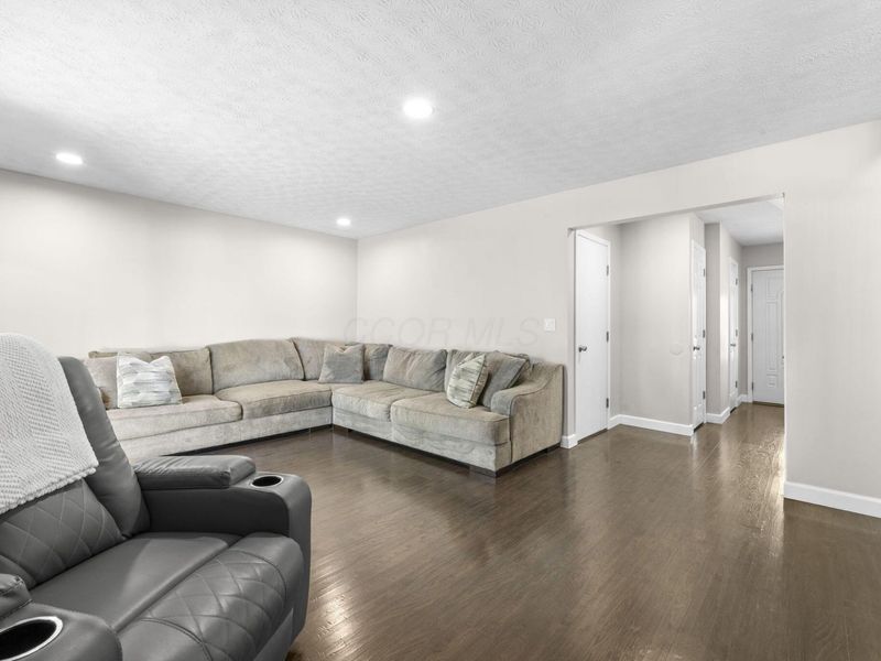 5958 Banzoli Way , Galloway, OH 43119 Photo 18