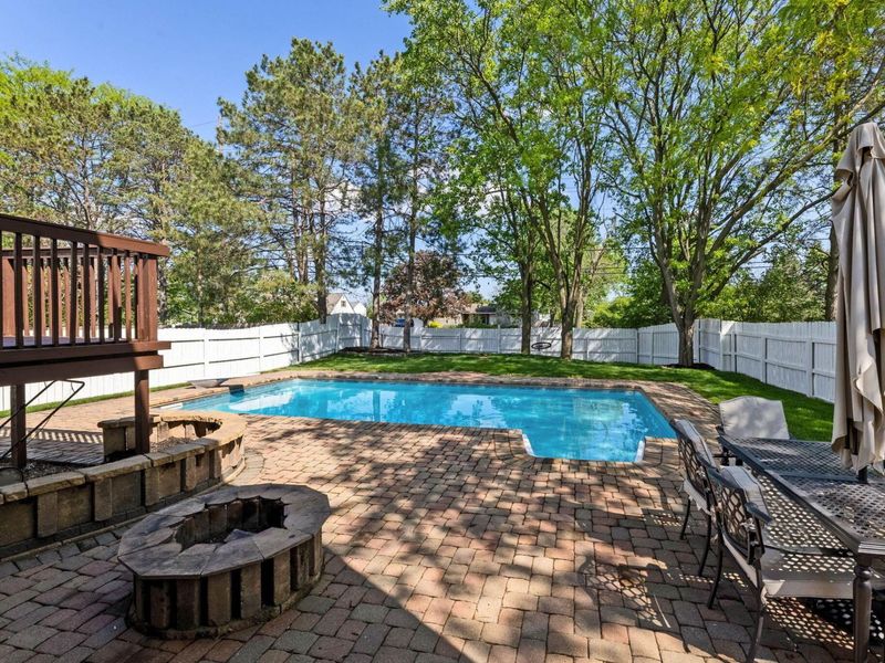 5958 Banzoli Way , Galloway, OH 43119 Photo 4