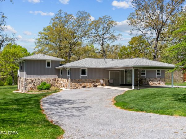 3008 Seminole Loop, Crossville, TN 38572