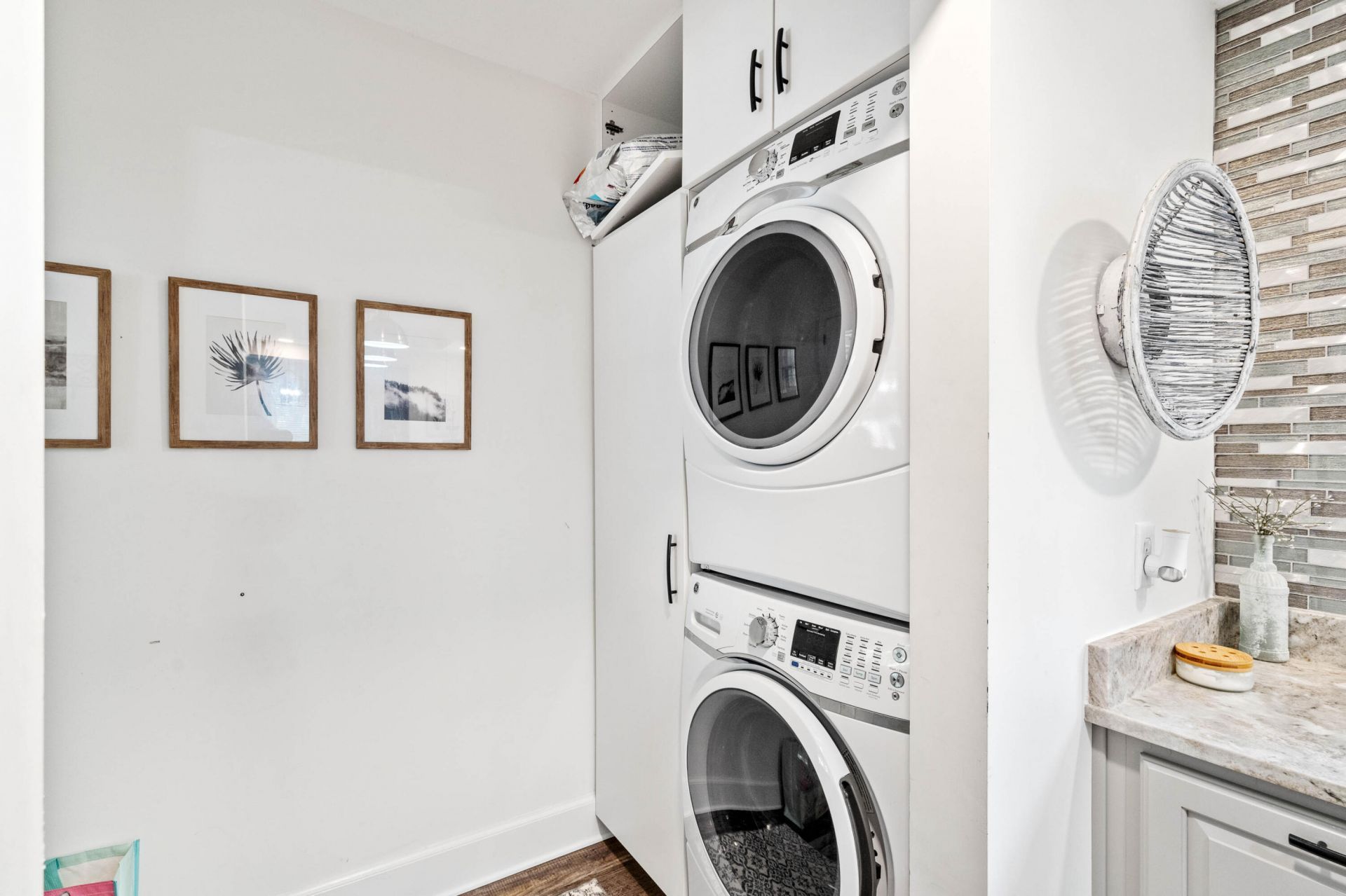 200 Warren Street Photo 24