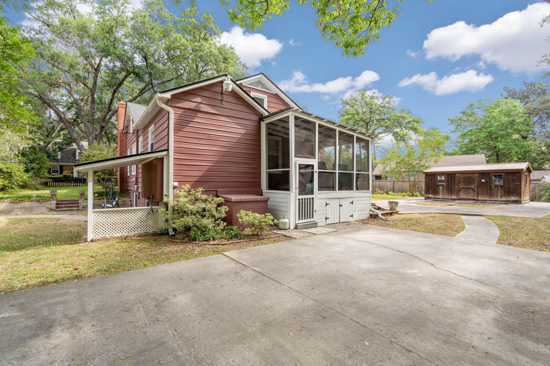 200 Warren Street Photo 6
