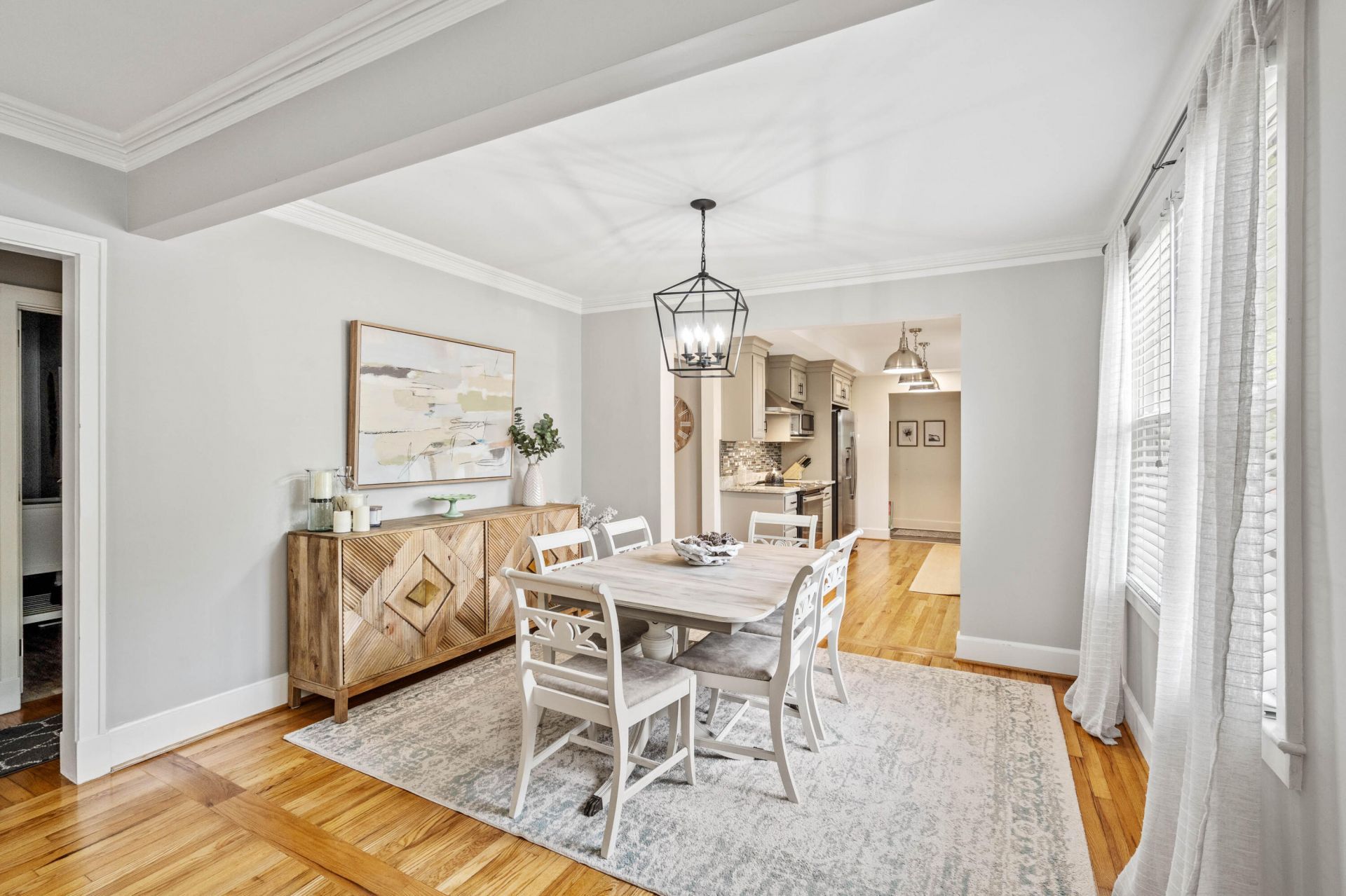 200 Warren Street Photo 8