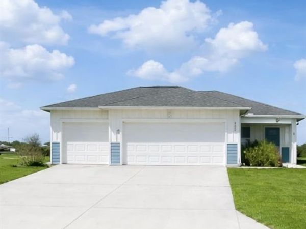 9023 Maywood CIR , LABELLE, FL 33935