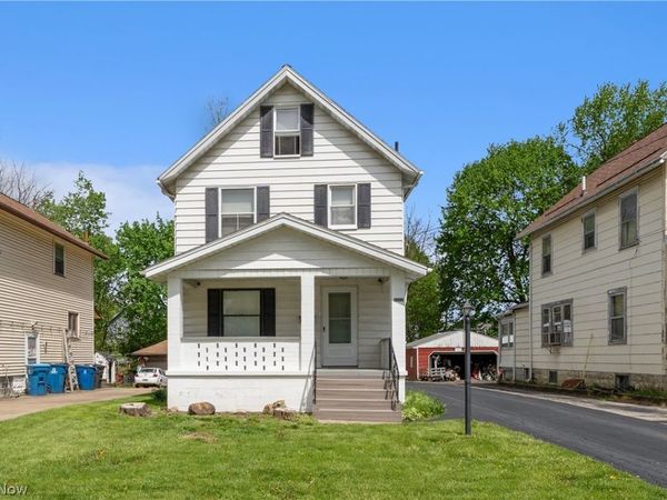 273 Maplewood Avenue , Struthers, OH 44471