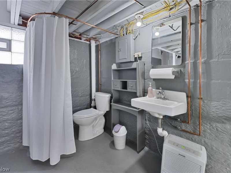 273 Maplewood Avenue , Struthers, OH 44471 Photo 17