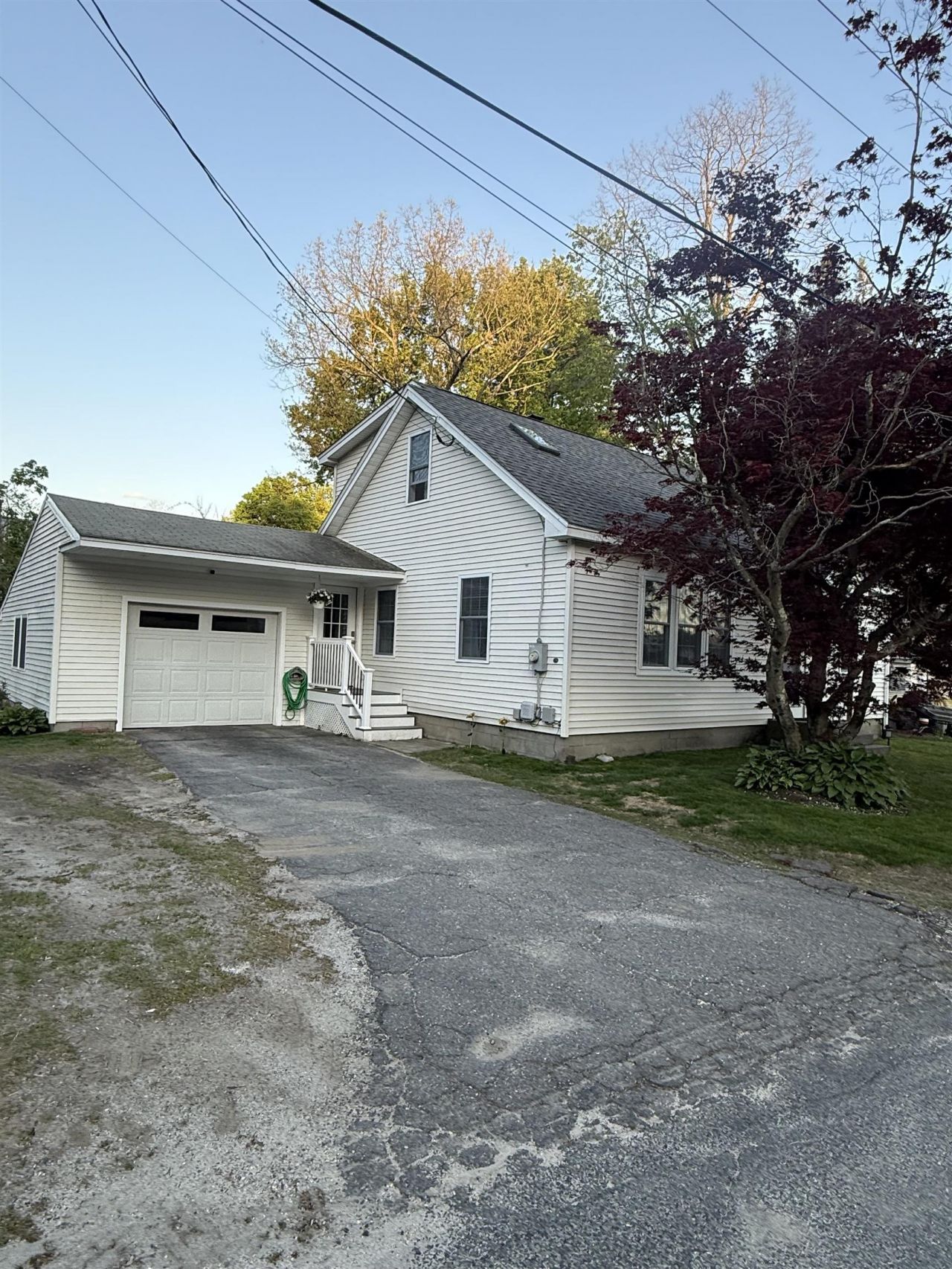 46 Pleasant Street, Hinsdale, NH 03451 Main Photo