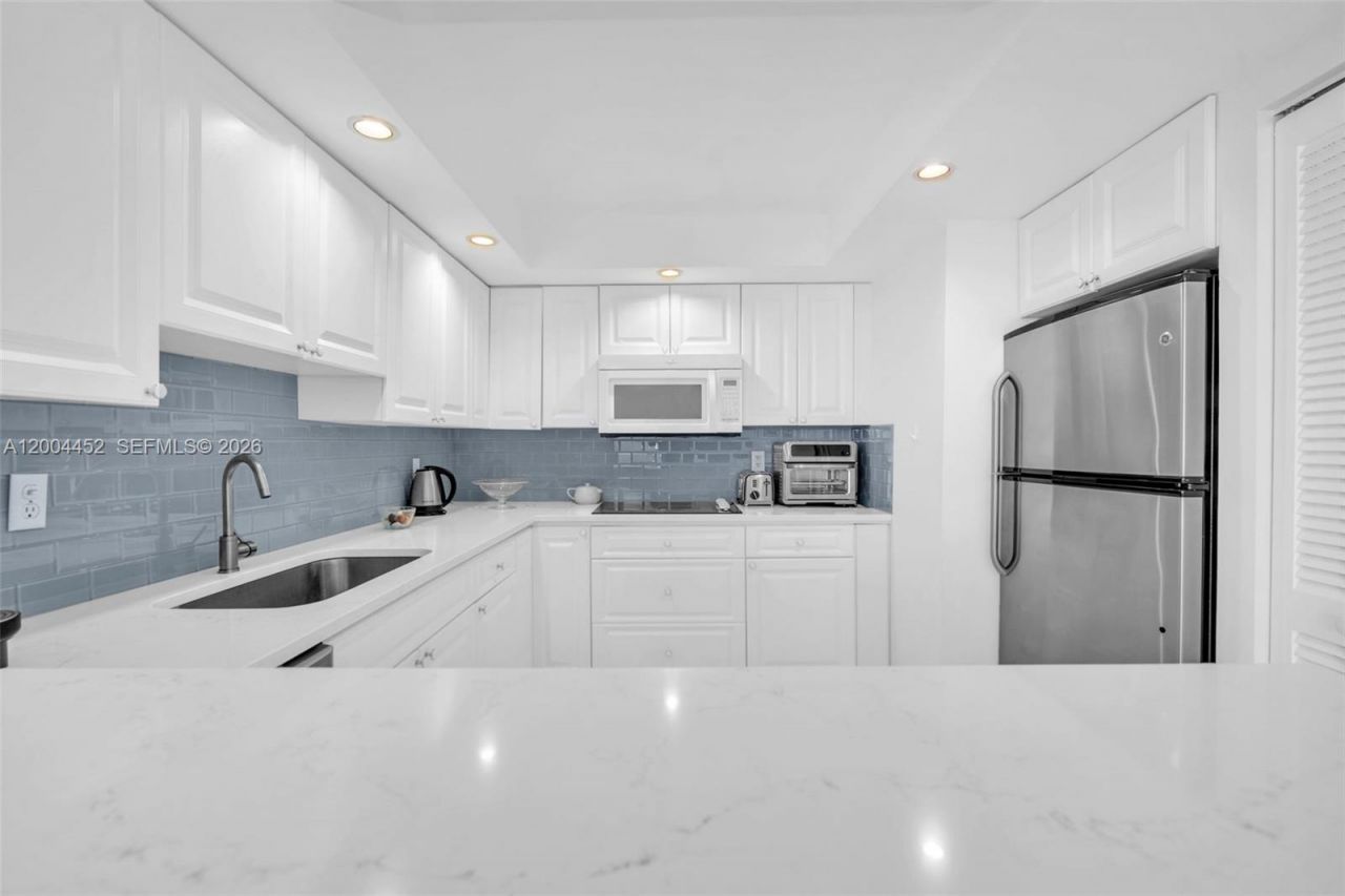 2800 N Ocean Dr , Unit B-15C, Singer Island, FL 33404 Photo