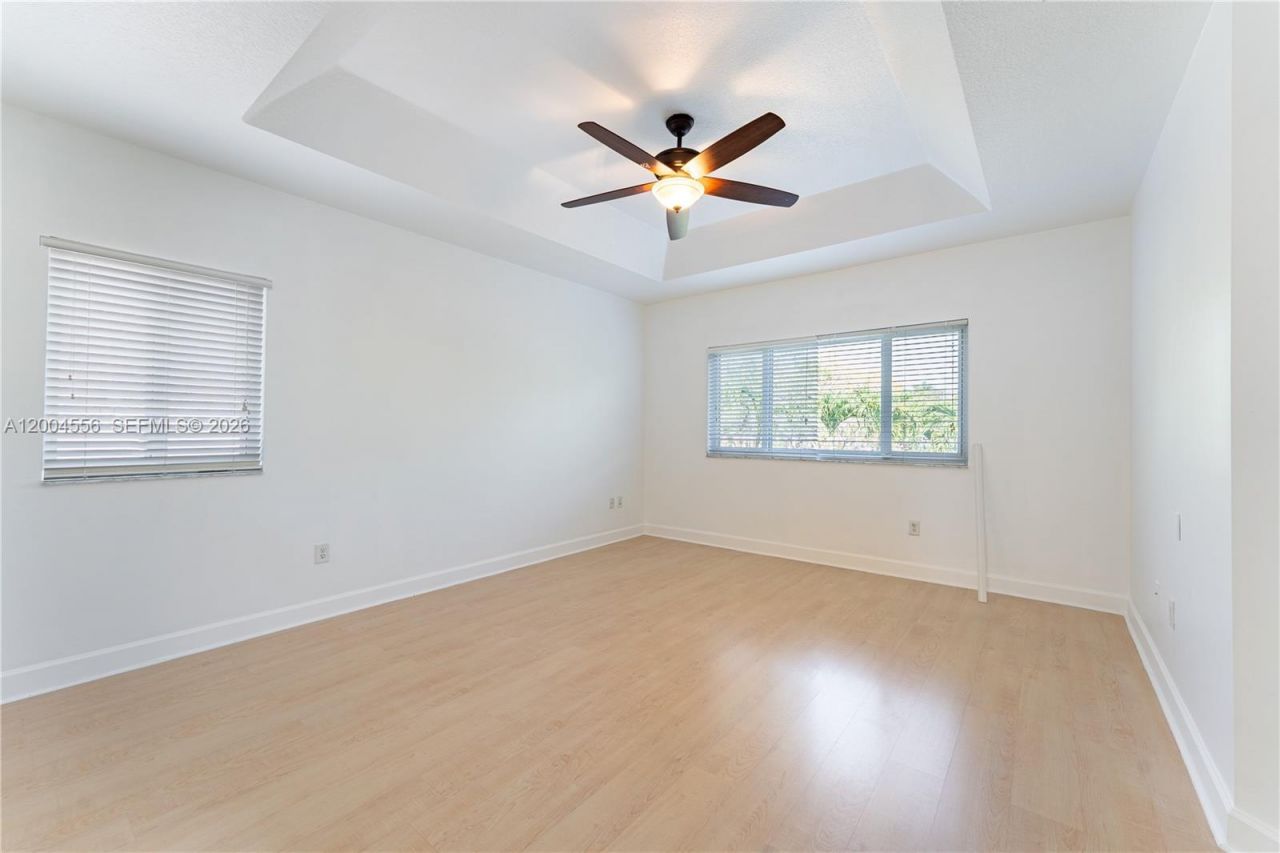 5869 NW 108th Pl, Doral, FL 33178 Photo