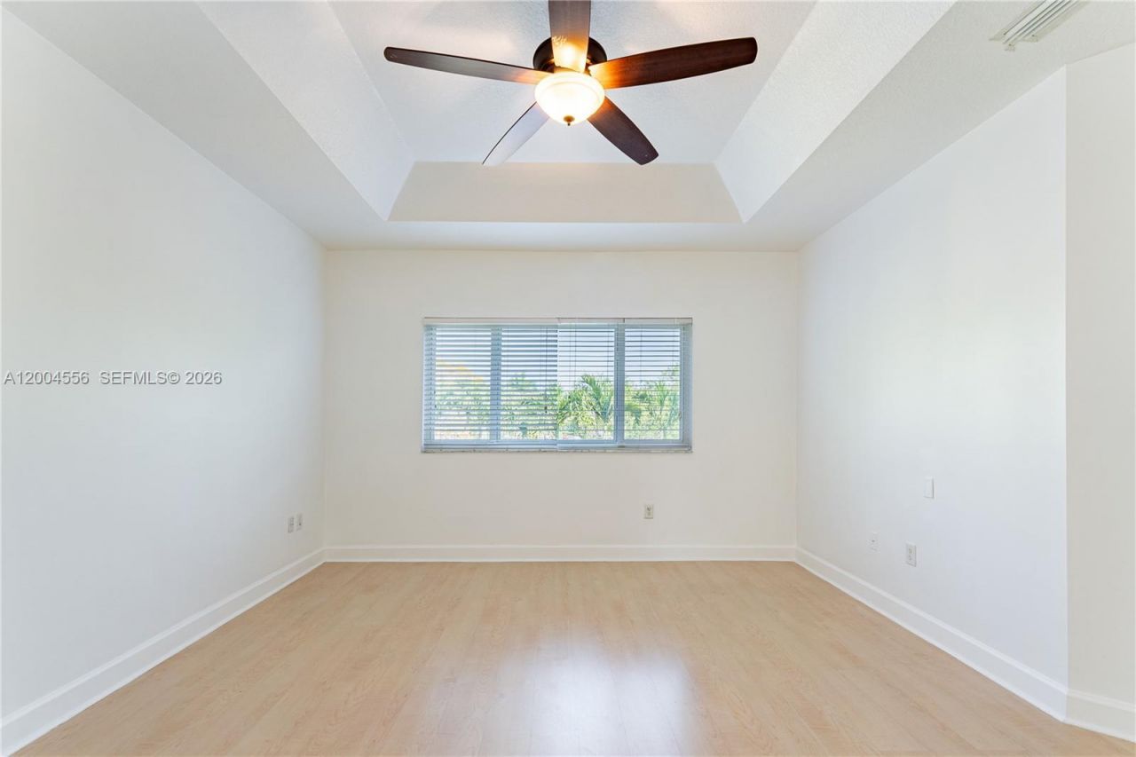 5869 NW 108th Pl, Doral, FL 33178 Photo