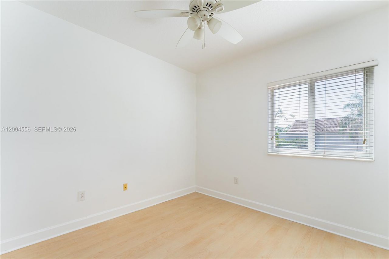 5869 NW 108th Pl, Doral, FL 33178 Photo