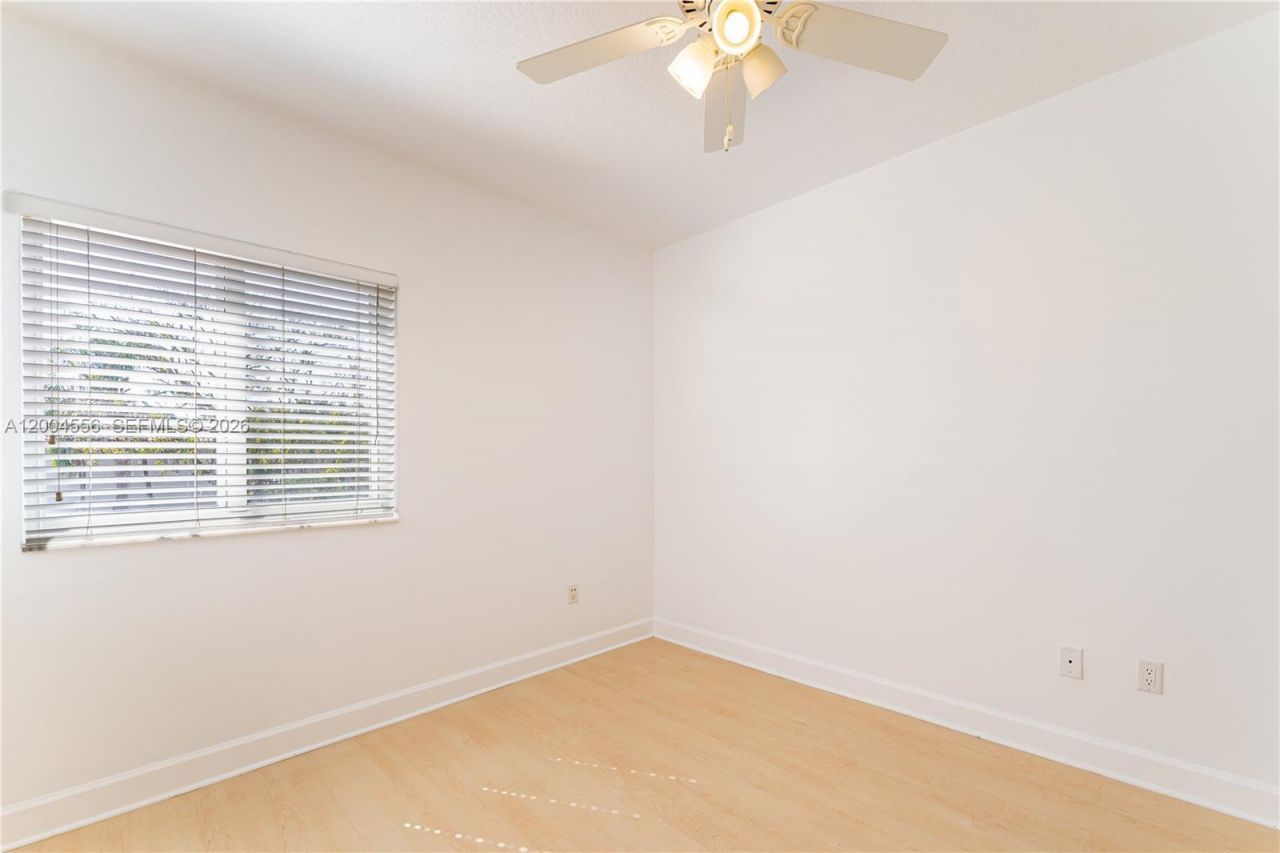 5869 NW 108th Pl, Doral, FL 33178 Photo