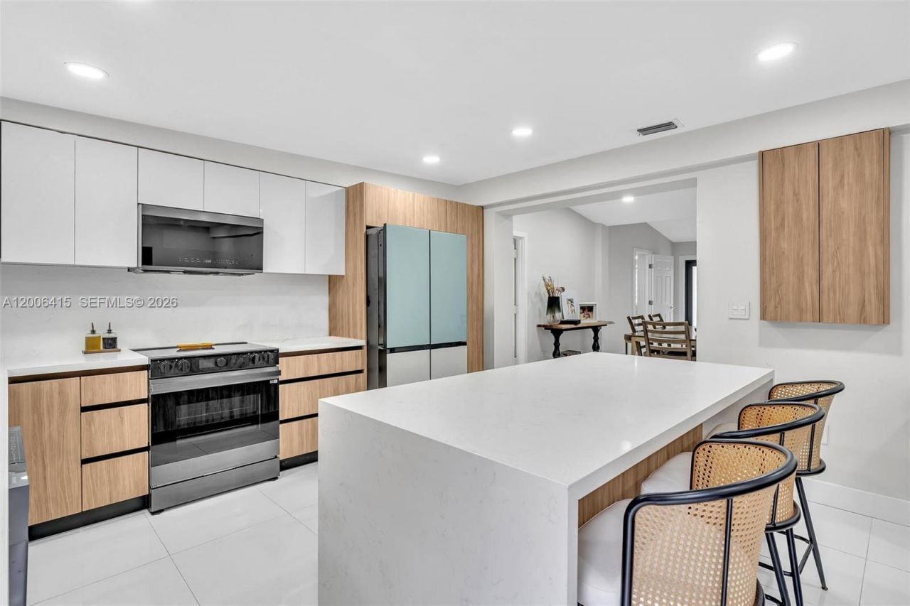 12680 N Miami Ave, North Miami, FL 33168 Photo