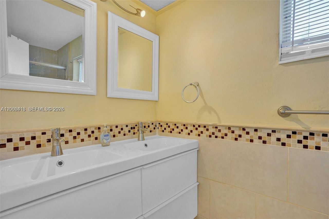 7131 NW 24th Pl, Unit 7131, Sunrise, FL 33313 Photo