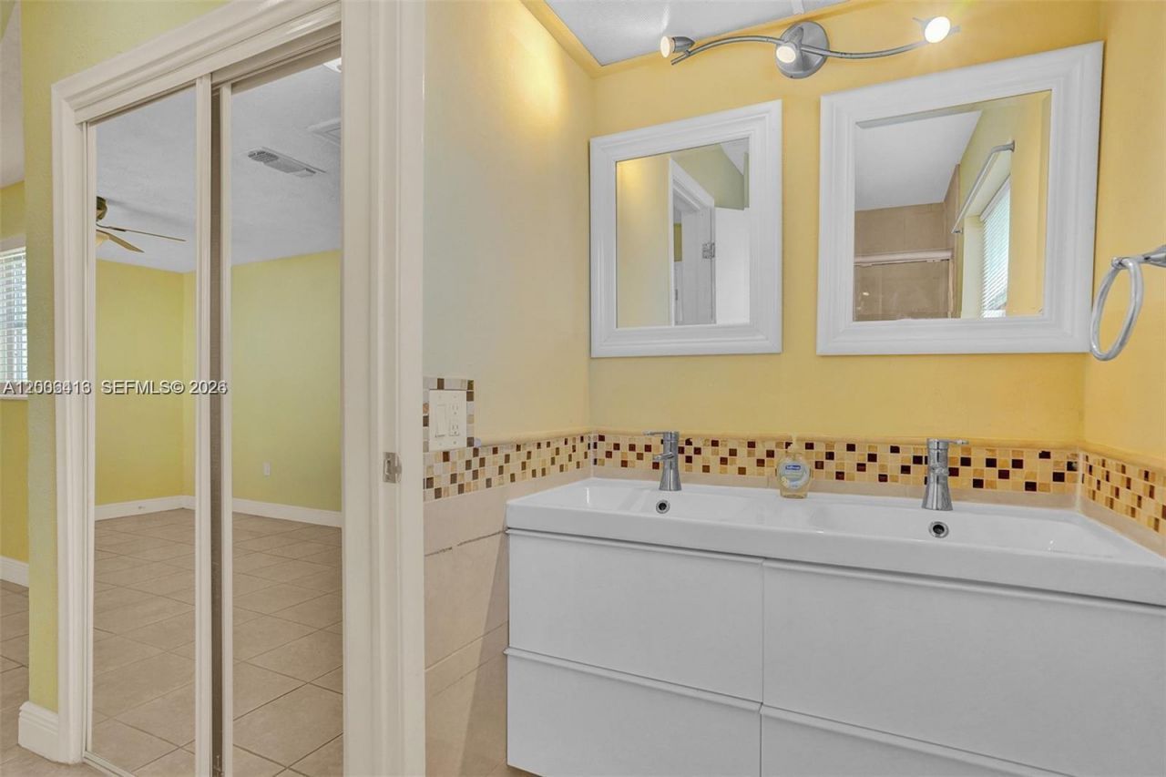 7131 NW 24th Pl, Unit 7131, Sunrise, FL 33313 Photo