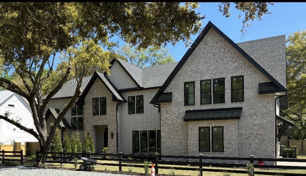 723 Mccants Drive Photo 1