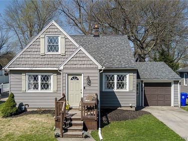 292 Kirkwood Drive , West Seneca, NY 14224