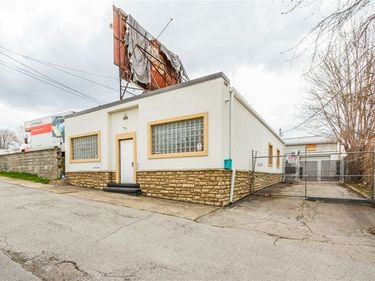 64 Spencer Street , Rochester, NY 14608