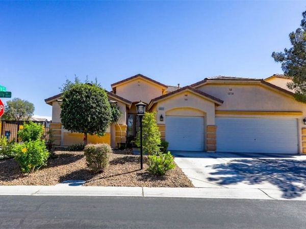 8813 Arabian Filly Avenue , Las Vegas, NV 89143