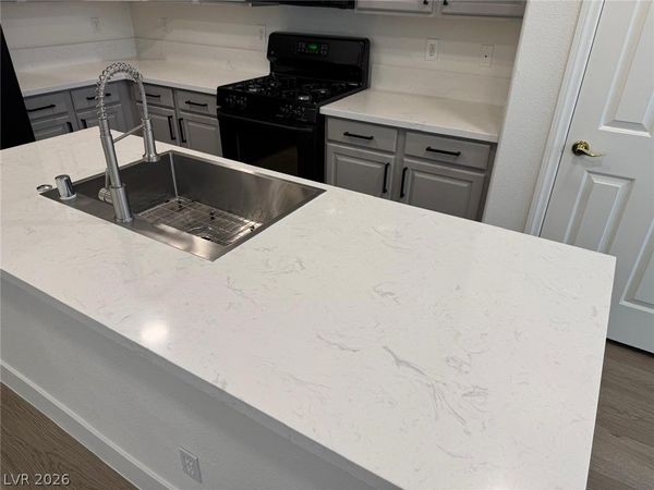 9062 Toast Avenue , Las Vegas, NV 89148