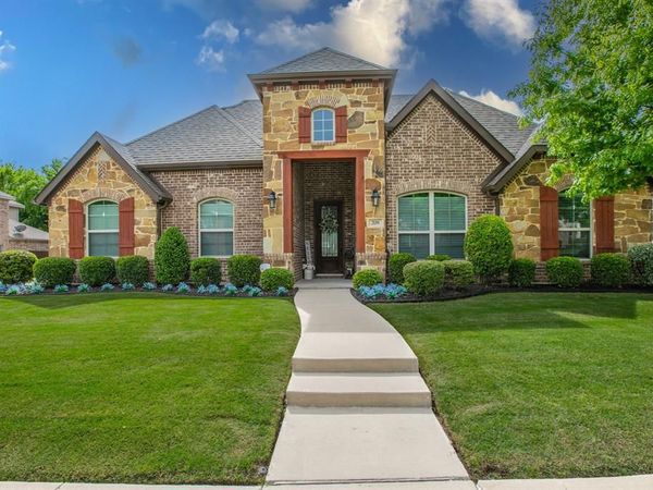 209 Wisteria Way , Red Oak, TX 75154