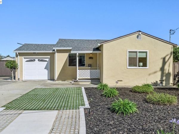 21132 Tyee Ct, Castro Valley, CA 94546