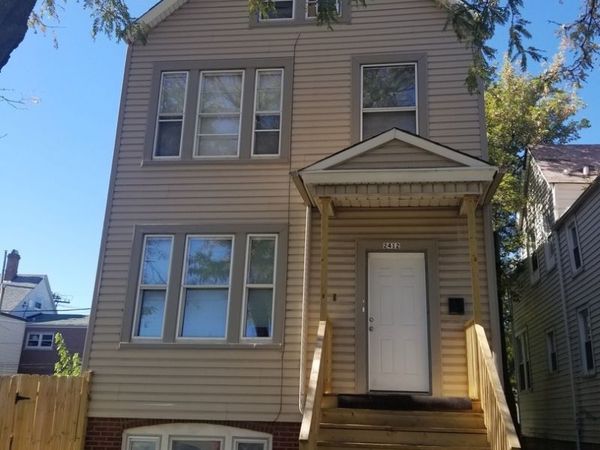 2412 N Lockwood Avenue , Chicago, IL 60639
