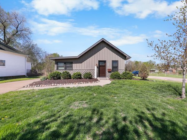 910 S Vermillion Street , Streator, IL 61364