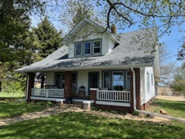 10198 E 2720 Street , Kewanee, IL 61443