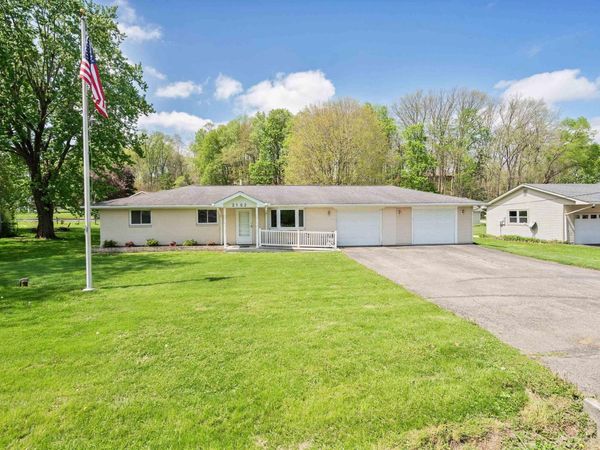 2102 Flora Drive, Peru, IN 46970