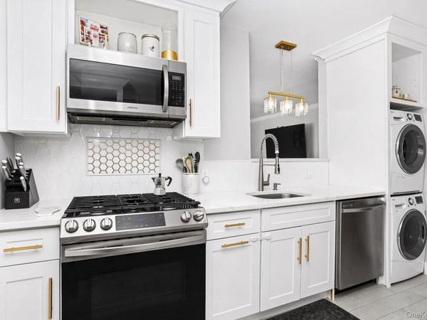 76 Lawrence Court , Unit C, White Plains, NY 10603