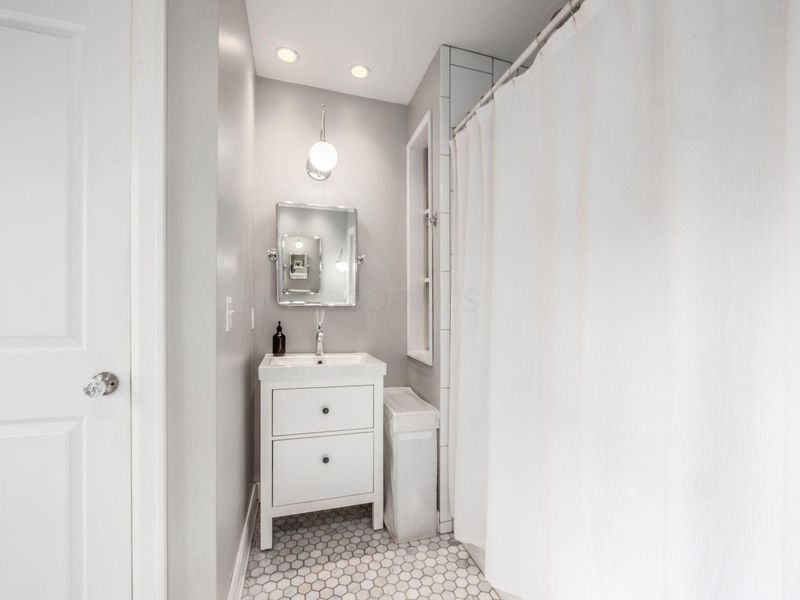 1456 Summit Street , Columbus, OH 43201 Photo 33