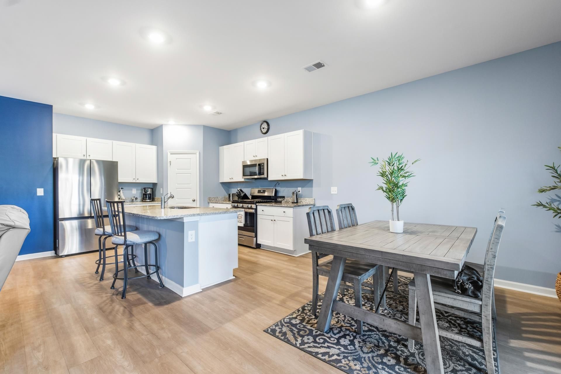 536 Appaloosa Way Photo 17