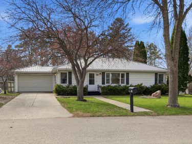 819 N Ramsey Avenue, Litchfield, MN 55355