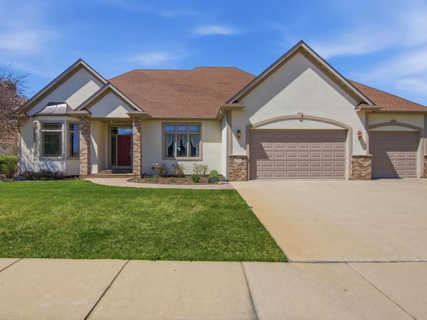 755 Somerby Parkway NE, Byron, MN 55920