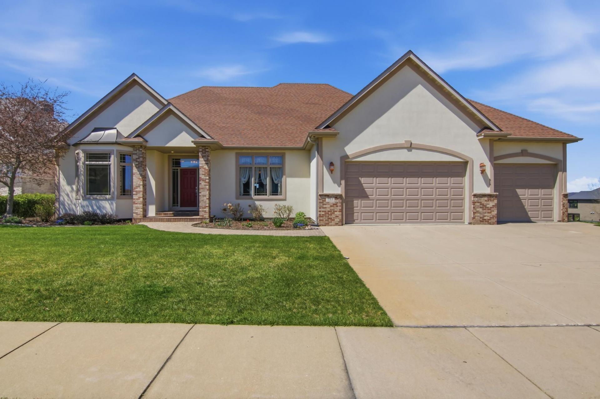 755 Somerby Parkway NE, Byron, MN 55920