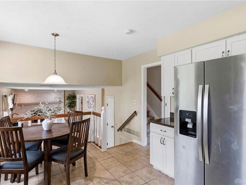 8750 Castlecreek, Centerville, OH 45458 Photo 14