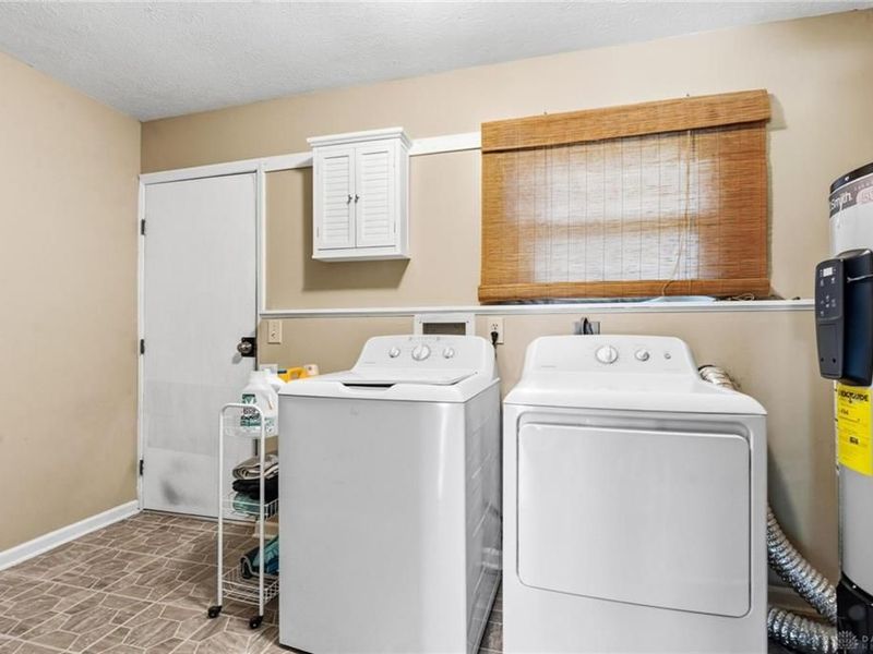 8750 Castlecreek, Centerville, OH 45458 Photo 25