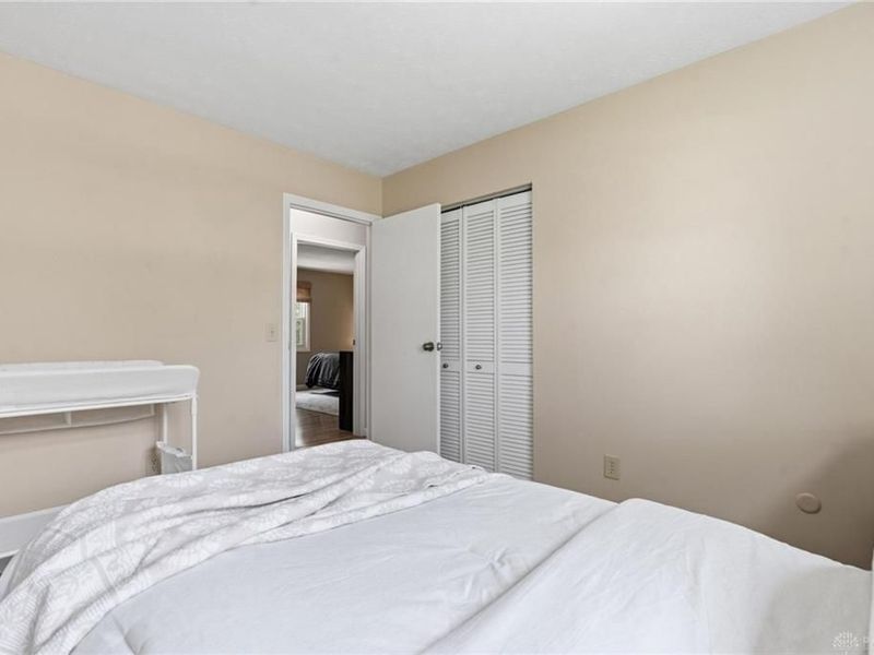 8750 Castlecreek, Centerville, OH 45458 Photo 32