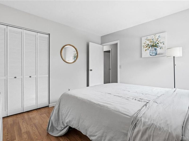 8750 Castlecreek, Centerville, OH 45458 Photo 33