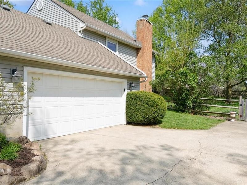 8750 Castlecreek, Centerville, OH 45458 Photo 43