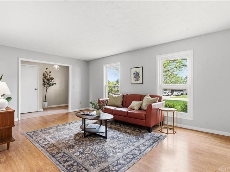 8750 Castlecreek, Centerville, OH 45458 Photo 8