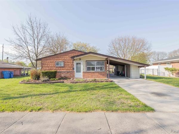 23300 N Brookside Drive , Dearborn Heights, MI 48125