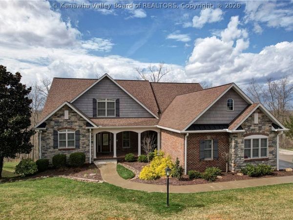 46 Castle Pine Lane, South Charleston, WV 25309