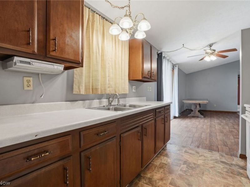 164 Bridge Street , Conneaut, OH 44030 Photo 15