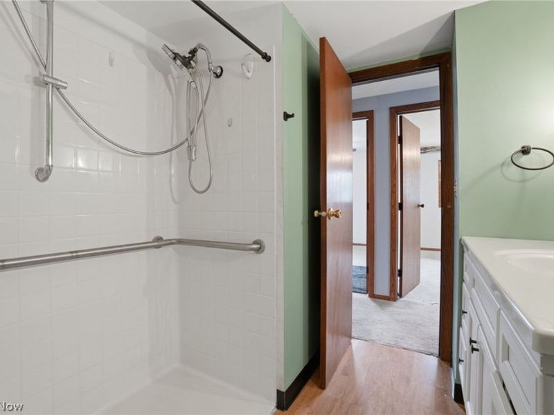 164 Bridge Street , Conneaut, OH 44030 Photo 7