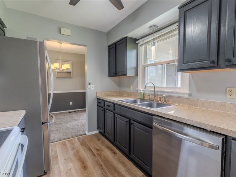 6426 Southgrove Road, Mentor, OH 44060 Photo 11