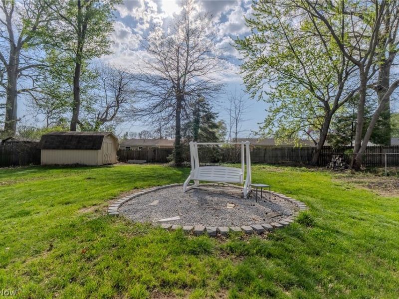 6426 Southgrove Road, Mentor, OH 44060 Photo 26